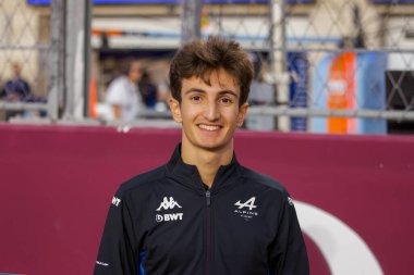 Katar GP F1 2024, 30 Kasım 2024, Losail, Katar - Alp için Formula 1 Gabriele Mini sürücüsü