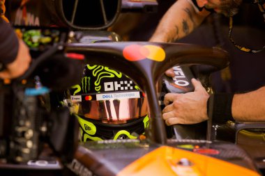Katar GP F1 2024, 30 Kasım 2024, Losail, Katar - McLaren için Formula 1 Lando Norris sürücüsü
