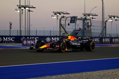 Katar GP F1 2024, 30 Kasım 2024, Losail, Katar - Formula 1 Sergio Perez Red Bull sürücüsü