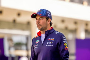 Katar GP F1 2024, 30 Kasım 2024, Losail, Katar - Formula 1 Sergio Perez Red Bull sürücüsü
