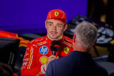 Katar GP F1 2024, 1 Aralık 2024, Losail, Katar - Ferrari için Formula 1 Charles Leclerc sürücüsü