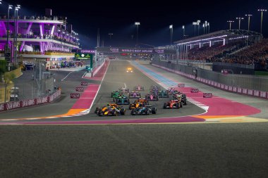 Katar GP F1 2024, 1 Aralık 2024, Losail, Katar - Formula 1 Red Bull için Max Verstappen sürücüsü