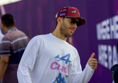 Katar GP F1 2024, 1 Aralık 2024, Losail, Katar - Formula 1 Alp sürücüsü Pierre Gasly