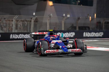 Abu Dabi GP F1 2024, 7 Aralık 2024, Yas Marina, Abu Dabi - Formula 1 Yuki Tsunoda Yarış Boğaları sürücüsü