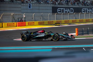 Abu Dabi GP F1 2024, 7 Aralık 2024, Yas Marina, Abu Dabi - Mercedes için Formula 1 Lewis Hamilton sürücüsü