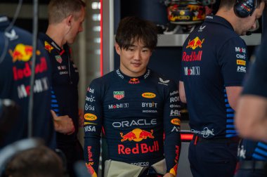 Abu Dabi GP GP GP F1 2024, 10 Aralık 2024, Yas Marina, Abu Dabi - Formula 1 YukiRBTsunoda Red Bull sürücüsü