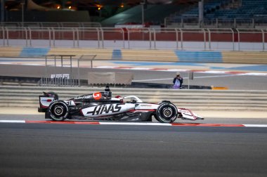 Bahreyn GP F1 2025, 27 Şubat 2025, Sakhir, Bahreyn - Haas için Formula 1 Esteban Ocon sürücüsü