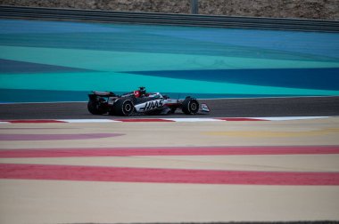 Bahreyn GP GP F1 2025, 28 Şubat 2025, Sakhir, Bahreyn - Haas için Formula 1 Esteban Ocon sürücüsü