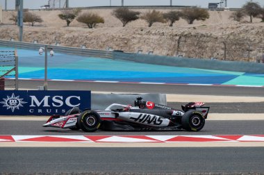 Bahreyn GP GP F1 2025, 28 Şubat 2025, Sakhir, Bahreyn - Haas için Formula 1 Esteban Ocon sürücüsü
