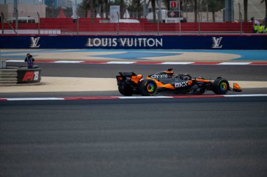 Bahreyn GP GP F1 2025, 28 Şubat 2025, Sakhir, Bahreyn - McLaren Formula 1 Oscar Piastri sürücüsü