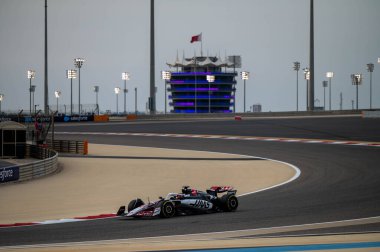 Bahreyn GP GP F1 2025, 28 Şubat 2025, Sakhir, Bahreyn - Haas için Formula 1 Esteban Ocon sürücüsü