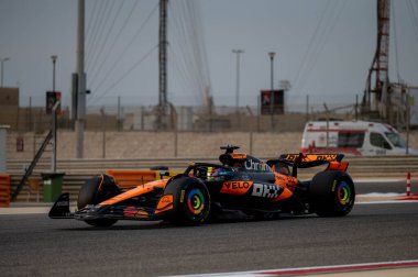 Bahreyn GP GP F1 2025, 28 Şubat 2025, Sakhir, Bahreyn - McLaren Formula 1 Oscar Piastri sürücüsü