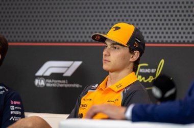 ImolaGP GP GP F1 2025, 16 Mayıs 2025, Imola, Emilia Romagna - McLaren için Formula 1 Oscar Piastri sürücüsü