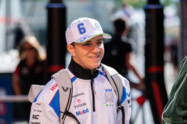 ImolaGP GP GP F1 2025, 16 Mayıs 2025, Imola, Emilia Romagna - Yarış Boğaları için Formula 1 Hadjar sürücüsü