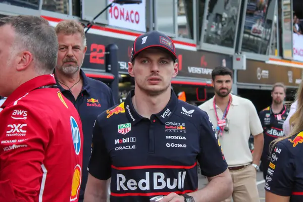 MonacoGP GP GP F1 2025, 25 Mayıs 2025, Monte Carlo, Monaco - Red Bull için Formula 1 Max Verstappen sürücüsü