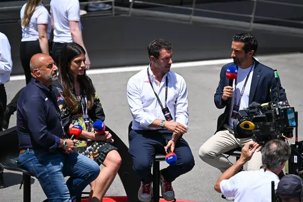 SpanishGP GP GP GP F1 2025, Haziran 12025, Barcellona, İspanya - Formula 1 Ekibi Gökyüzü Matteo Bobbi, Davide Camicioli, Vicky Piria