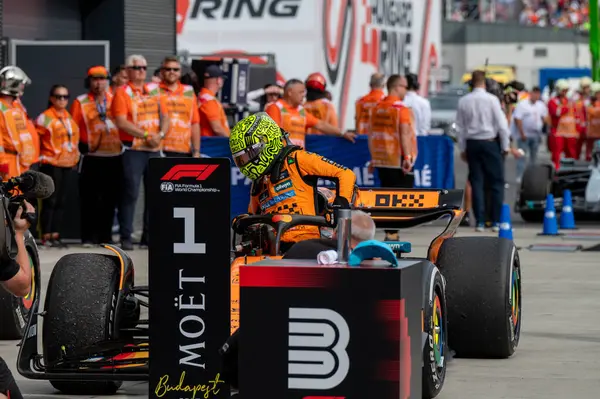 Macaristan GP GP F1 2025 3 Ağustos 2025 tarihinde Budapeşte, Macaristan - McLaren için Formula 1 Lando Norris sürücüsü