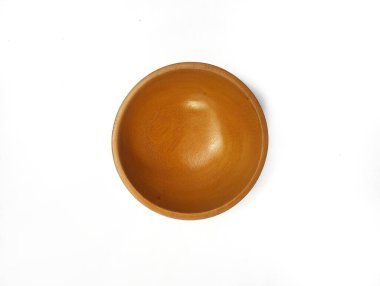 Tahta kase beyaz arka planda izole edilmiş..