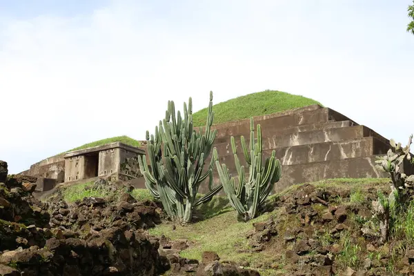 Eski Maya şehri Tazumal 'ın kalıntıları, El Salvador