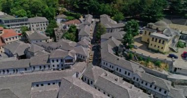 Cirokaster 'ın Arnavutluk' taki eski kenti. Hava görünümü