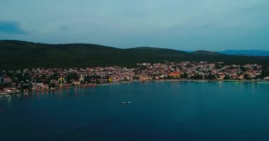 Büyülü ve güzel yarımada, Hırvat sahillerinde ünlü, hava manzaralı.