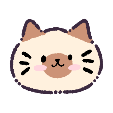 Fiyonklu ve kurdeleli bir kedinin sevimli yüzü