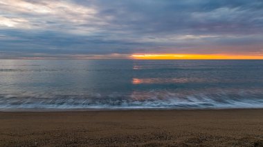 Denizde gün batımı