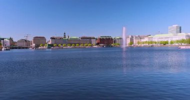 Göl manzarası ve Hamburg seti.