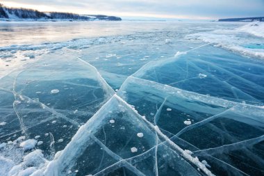 Kış manzarası, buz, donmuş nehir, buz kütlesi, göl