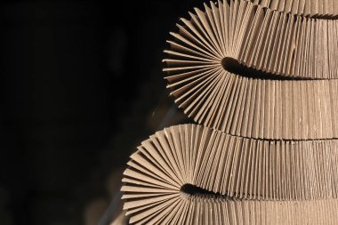 Kartondan yapılmış bal peteği kağıdı 