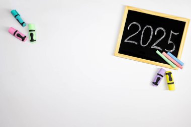 Okul yönetimi 2025. Okula geri dön. Yeni bir okul yılı