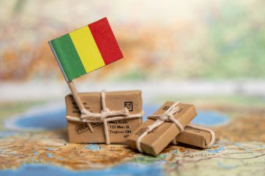 Posta Uluslararası Teslimat Servisi: Mali 'den Dünya Haritasındaki Küresel Çöküntülere Küçük Paketlerle Nakliye ve Posta Hizmetlerinin Keşfi
