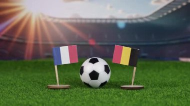 Fransa ve Belçika 'nın yeşil sahada bayrakları ve stadyumdaki futbol topuyla mücadelesi uluslararası spor müsabakalarını sembolize ediyor. yakınlaştır