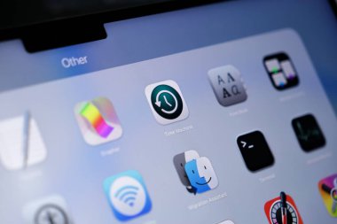 Poznan, Polonya - 15 Mayıs 2025: Bir Apple MacOS arayüzündeki grafiksel uygulama simgesi, 2D ve 3D grafik yetenekleri ve analiz için gelişmiş bilimsel veri sunumu