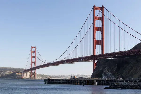 San Francisco California 'daki Golden Gate Köprüsü' nün geniş açılı görüntüsü. 