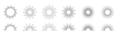 Güneş ışığı seti. Havai fişek patlaması, logo, amblem, etiket. Retro güneş patlaması tasarımı. Vektör İllüstrasyonu.