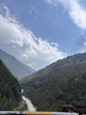 Dağların güzel manzarası