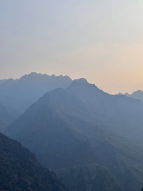 Dağların güzel manzarası