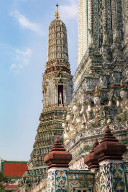 Wat Arun 'un renkleri, Bangkok