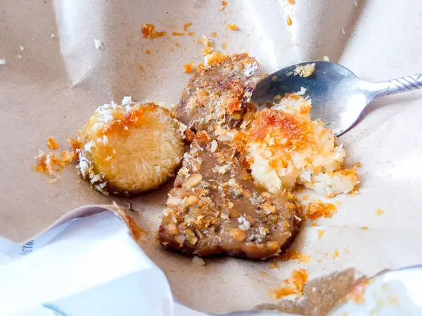 stock image traditional Javanese snacks, lupis, cenil and sticky rice wrapped in oil paper