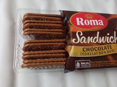 Surabaya, 7 Eylül 2024 Roma sandviçli bisküvi.