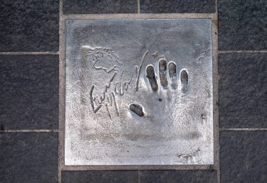 Ünlü İskoç aktör Ewan McGregor 'un el izi Fransa' nın Cannes kentindeki The Alle des Toiles (Yıldızlar Bulvarı) kaldırımına düştü.. 