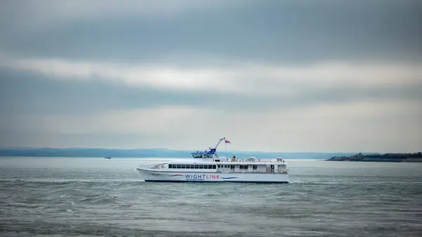 Wightlink katamaran feribotu 