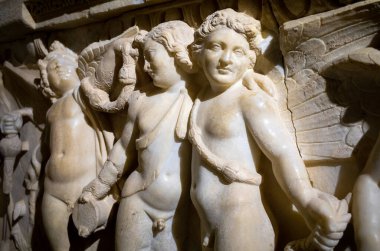 Eros Sarcophagus, Side Museum, Türkiye, MS 2. yüzyıl