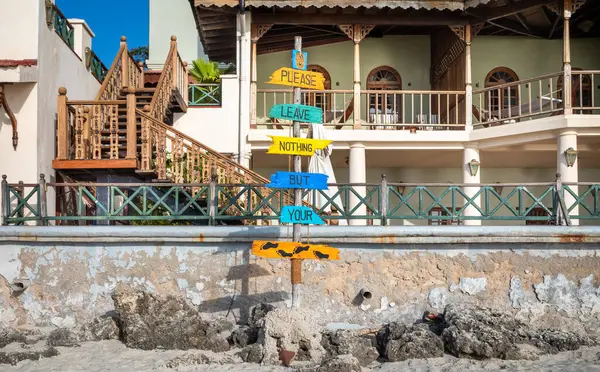 Taş Şehir, Zanzibar, Tanzanya sahilinde 