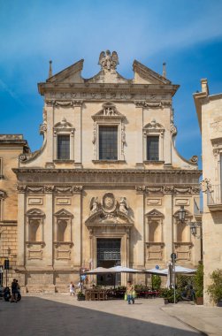 16. yüzyıl Barok İsa Kilisesi (Chiesa Del Buon Consiglio) Piazza Castromediano, Lecce, Apulia, İtalya.