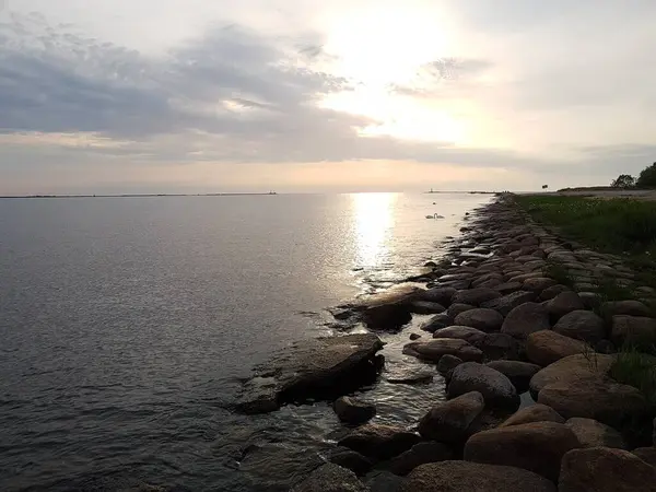 Baltık Denizi kıyısında