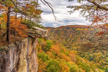 New River Gorge Ulusal Parkı, 124, Sonsuz Duvar Yolu, Elmas Noktası Gözden Geçirme