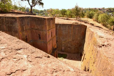 Lalibela, Kuzey Etiyopya 'daki tek taş yontulmuş kiliseleriyle ünlüdür. Lalibela Etiyopya 'nın en kutsal şehirlerinden biridir ve hac merkezidir. Amara bölgesinde yer almaktadır.