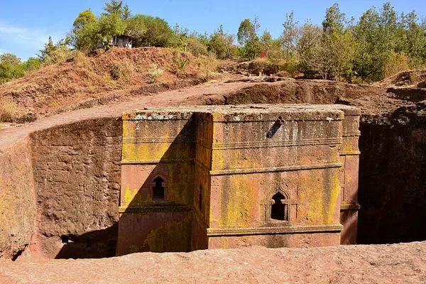 stock image Lalibela, is a city in northern Ethiopia famous for its monolithic rock-hewn churches. Lalibela is one of Ethiopia's holiest cities and a center of pilgrimage. It is located in the Amara region.